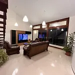Casa Maricarmen * تاكورونتي